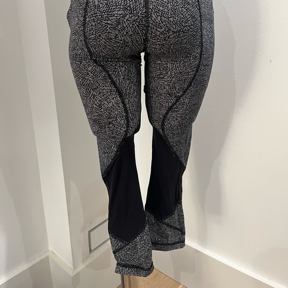 lululemon workout set - Picture 4 of 6